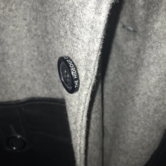 Women’s Wool Winter Coat - Picture 15 of 15